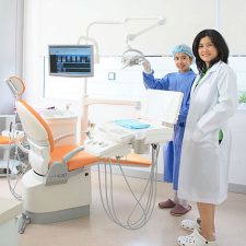 Medic dentist